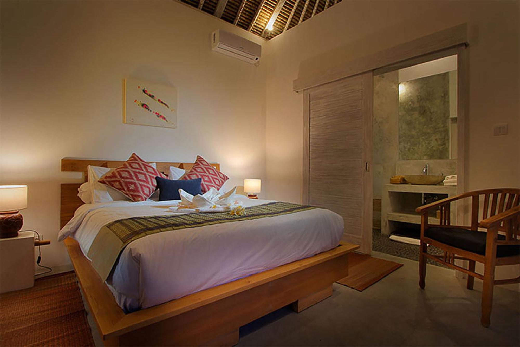 Central Oberoi, Seminyak, Newly Refurbished Villa Zayya Villa *