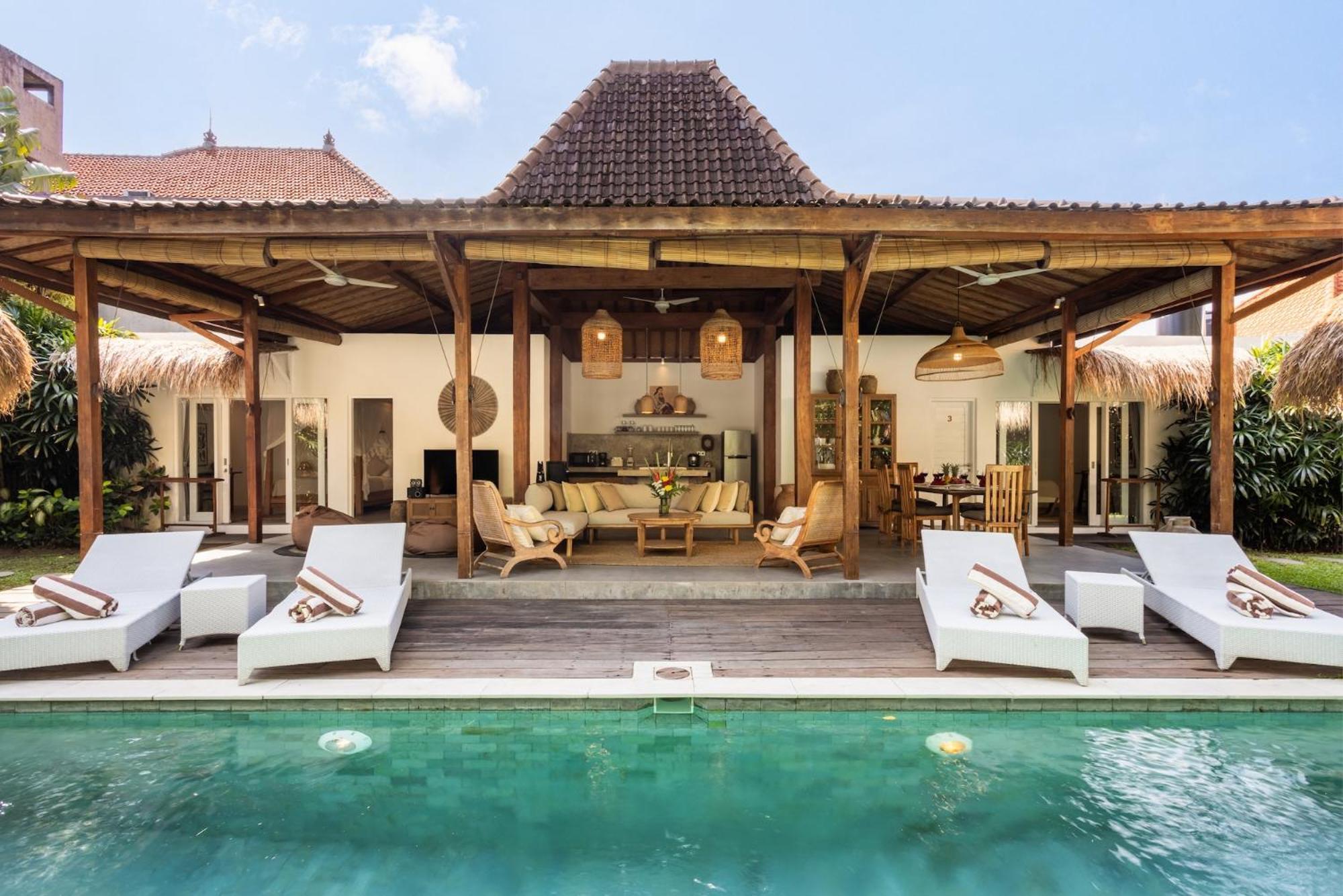 Villa Central Oberoi, Seminyak, Newly Refurbished Villa Zayya