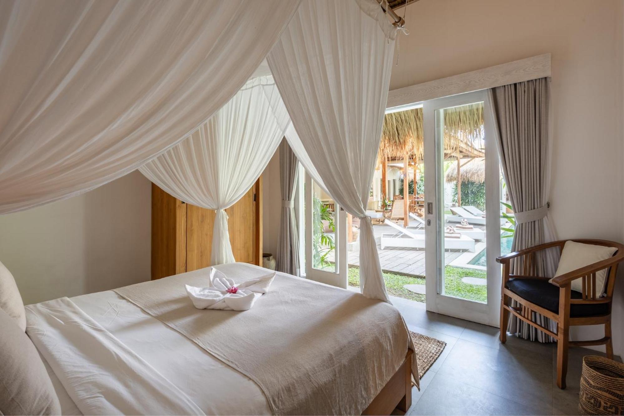 Central Oberoi, Seminyak, Newly Refurbished Villa Zayya